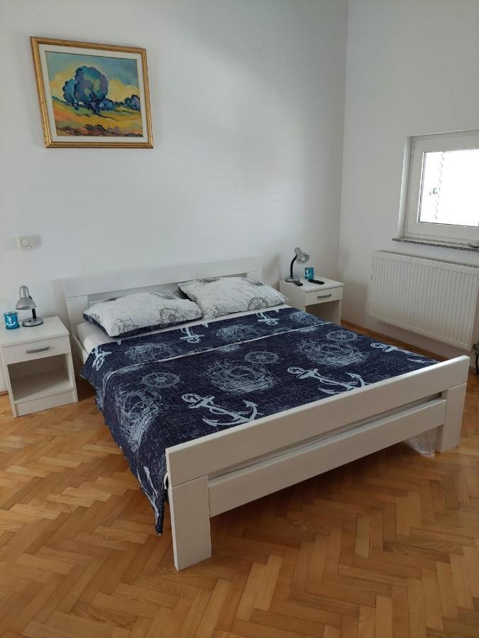 Apartments "Jope I Toni" Биоград-на-Мору Экстерьер фото